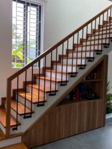 Lan Can Cầu Thang Sắt Tay Vịn Gỗ